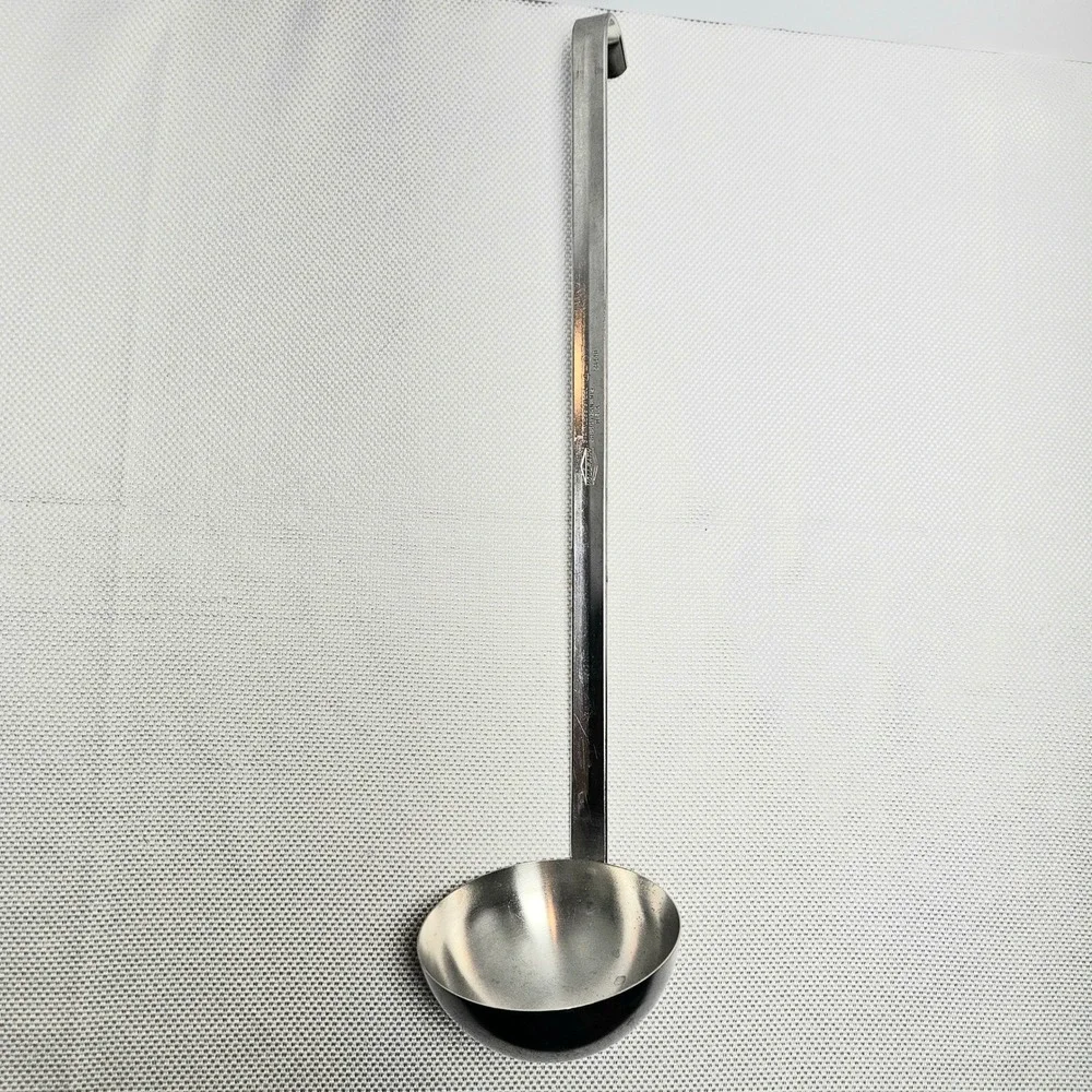 Vollrath‎ 4 oz Stainless Steel Soup Ladle 58440 Long Hooked Handle USA Made